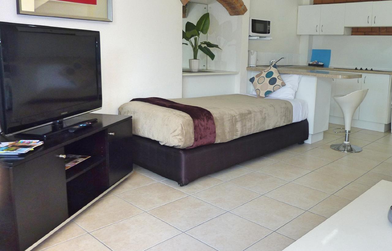 Jadran & El Jays Aparthotel 3*